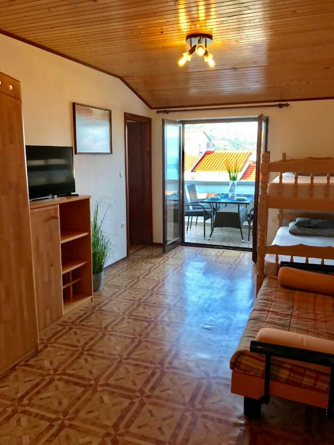 Apartmani Lisac Baška Dış mekan fotoğraf